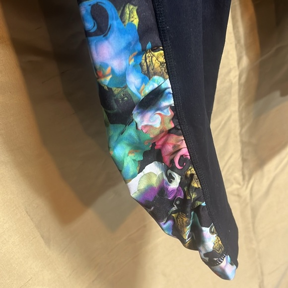 Cynthia Rowley activewear - Picture 3 of 6